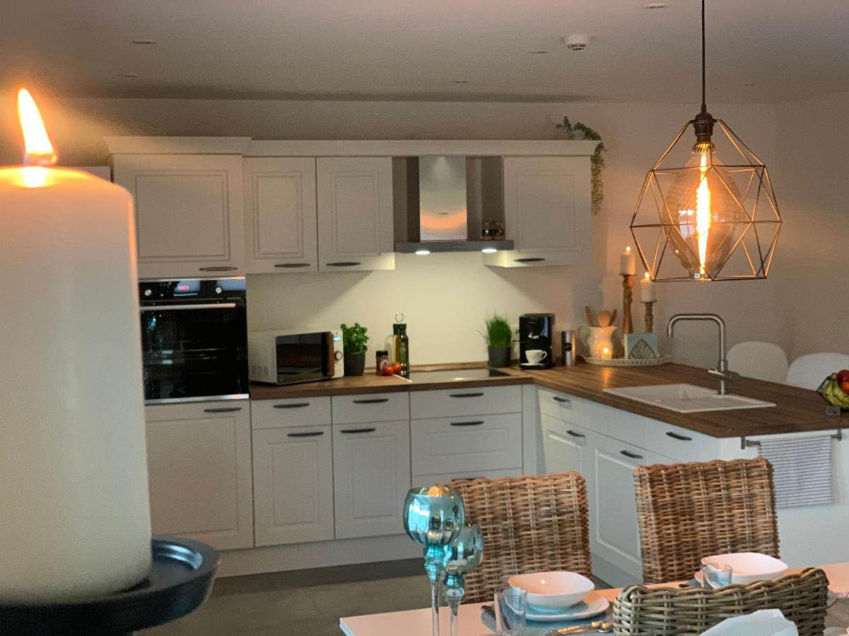 Ferienwohnung Gartenstadt เฟลนส์บวร์ก ภายนอก รูปภาพ